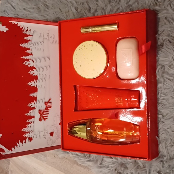 Estee lauder beautiful gift set - Picture 3 of 3
